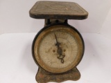 VINTAGE METAL SCALE