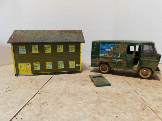 BUDDY L R-E-A EXPRESS DELIVERY VAN & A TIN TOY BUILDING