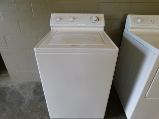 MAYTAG WASHING MACHINE