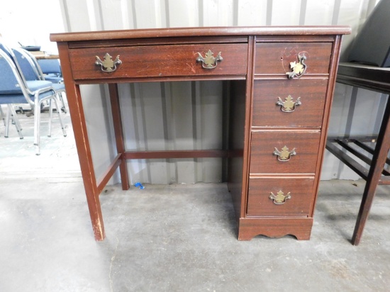 WOODEN 3 DRAWER DESK
