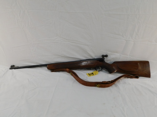 MOSSBERG MODEL 42M .22 S/L/LR CAL TARGET RIFLE W/ SLING