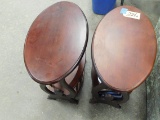 (2) OVAL MAHOGONY LOOK END TABLES