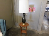 BEAUTIFUL OAK PLANT / LAMP TABLE W/ SMOKY GREY GLASS LAMP