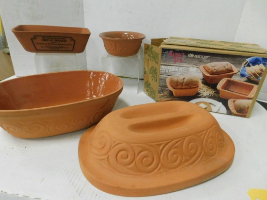 (4) PIECES MISC. CLAY BAKEWARE