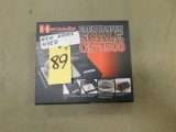 HORNADY GS-1500 ELECTROIC SCALE W/ BOX