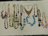 (13) ASSORTED FASHON JEWELRY NECKLACES