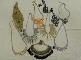 (10) ASSORTED FASHON JEWELRY NECKLACES