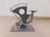 VINTAGE VALA EGG SCALE