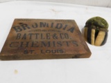 BRUMIDIA BATTLE & CO. CHEMISTS CRATE END & HOOF PIN CUSHION