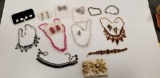 ASSORTED VINTAGE FASHION JEWELRY