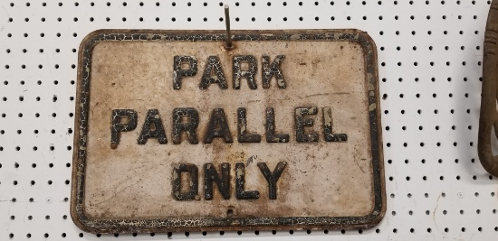 PORCELAIN PARALLEL PARKING ONLY SIGN