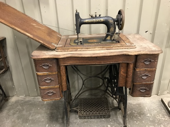 ANTIQUE NEW HOME TREADLE SEWING MACHINE