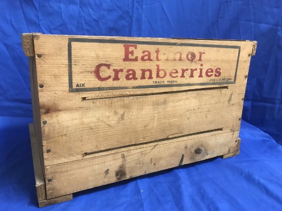 WOODEN MAYFLOWER BRAND CRANBERRY CRATE