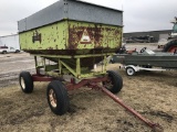 PARKER 2100 250 BU  GRAVITY WAGON ON ELECTRIC WHEEL GEAR