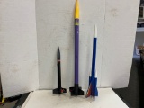 (3) MODEL ROCKETS - VARIOUS SIZES