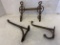 (2) UNMATCHED HARNESS HOOKS & OLD HORSE BIT