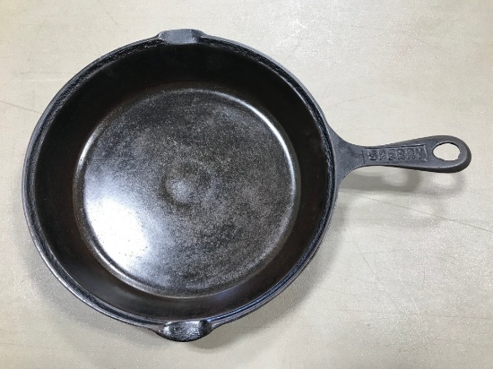 SPEERY #8 CAST IRON SKILLET W/ HEAT RING