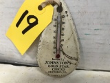 TIN TEAR DROP SHAPED JOHNSON'S GOLD STAR CHICKS REYNOLDS, IL THERMOMETER