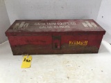 GALVA FARM EQUIPMENT CO IH TRACTOR TOOL BOX