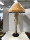 LADY'S LEG LAMP