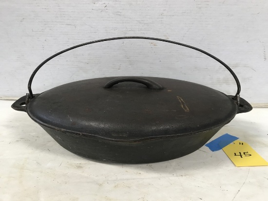 CAST IRON DUTCH OVEN UNMARKED