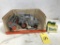 EARLY ERTL ALLIS CHALMERS GLEANER 1/32 COMBINE - NIB