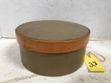ROUND PAINTED WOOD EARLY PANTRY BOX