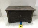 UNUSUAL PINE BALLOT BOX