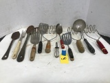 BULK LOT OF VINTAGE WOOD HANDLED KITCHEN UTENSILS