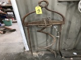 CAST IRON SPRIAL HAY FORK