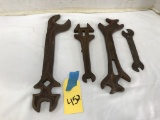 ASSORTED ANTIQUE WRENCHES