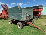 6X10 BARGE BOX WAGON ON IH 330 GEAR