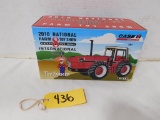 ERTL 2010 NATIONAL FARM TOY SHOW INTERNATIONAL 3788 DIE CAST TRACTOR