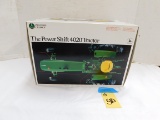 PRECISIONS CLASSICS THE POWER SHIFT 4020 DIE CAST JOHN DEERE TRACTOR