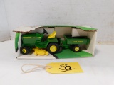 ERTL JOHN DEERE LAWN TRACTOR WITH DUMP CART