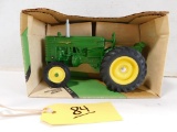 ERTL JOHN DEERE MODEL M DIE CAST TRACTOR