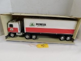 NYLINT PIONEER SEEDS GMC 18 WHEELER