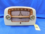 CROSLEY BAKELITE RADIO