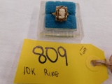 10 KT GOLD RING W/ CAMEO