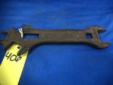 EARLY MONMOUTH CAST IRON WRENCH