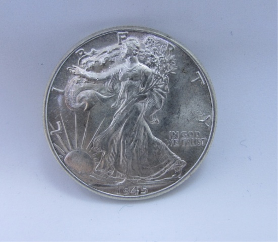 UNCIRCULATED 1945 WALKING LIBERTY HALF DOLLAR.