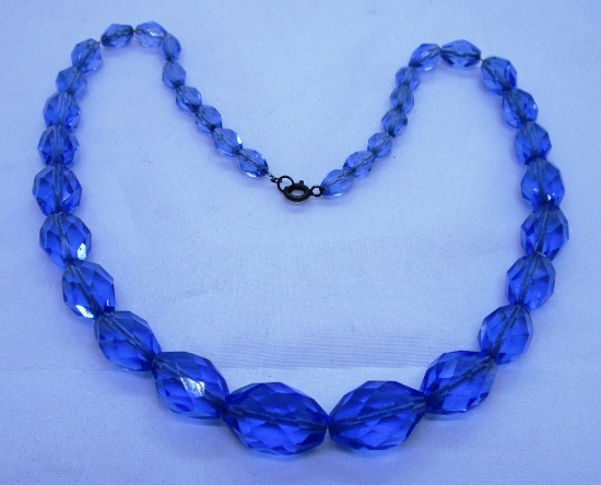 19" FACETED CRYSTAL BEADS NECKLACE AURORA BOREALIS