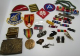 LOT OF WWII VIETNAM PINS BADGES BARS MEDAL PATCHES
