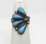 OLD PAWN ZUNI PETIT POINT TURQUOISE STERLING RING