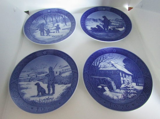 4 PLATES 1970-72-74-75 ROYAL COPENHAGEN CHRISTMAS