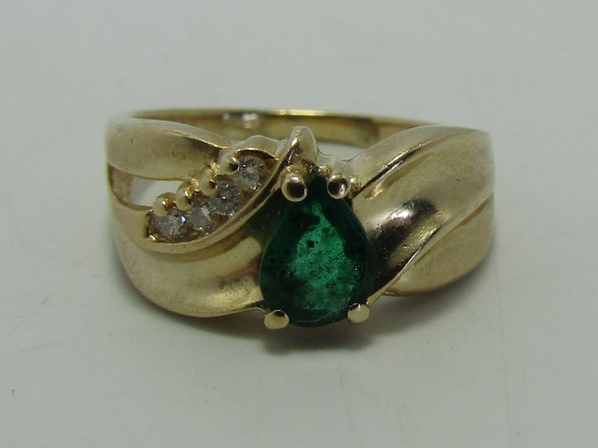 EMERALD DIAMOND RING 14K GOLD SIZE 7 1/2