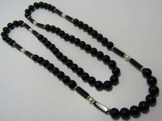 31" STRAND PEARL ONYX BEAD 14K GOLD NECKLACE