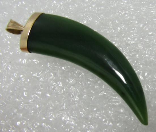 GREEN JADE 14K GOLD CLAW NECKLACE PENDANT JADEITE