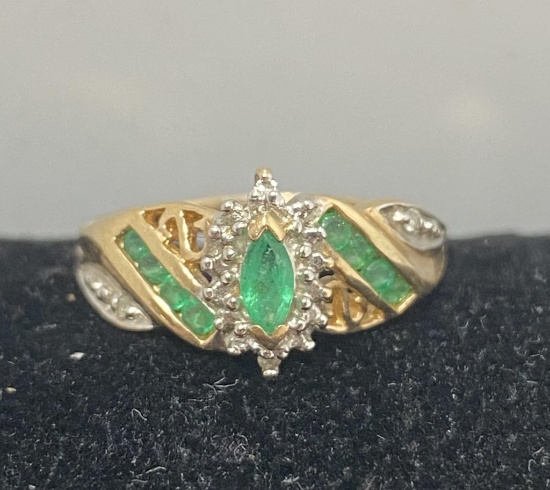 EMERALD DIAMOND CLUSTER 10K SOLID GOLD RING
