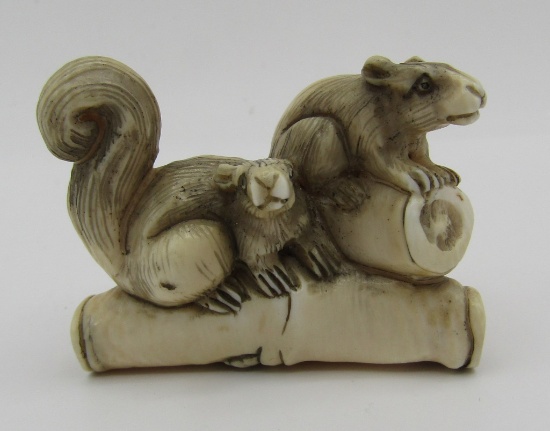 SIGNED CARVED NETSUKE OF TWO SQUIRRELS